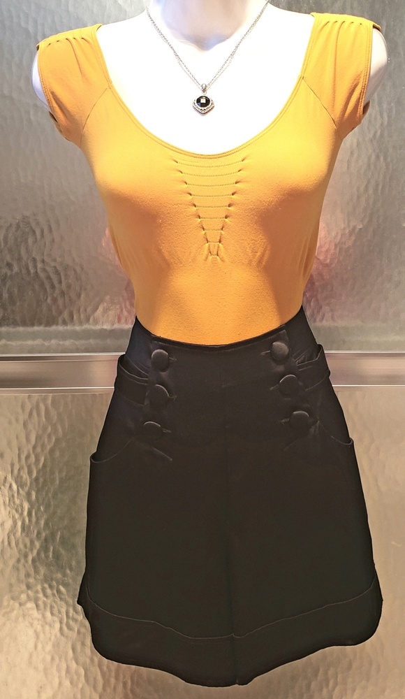 Guess by MARCIANO $118 Silk High Waist Shorts